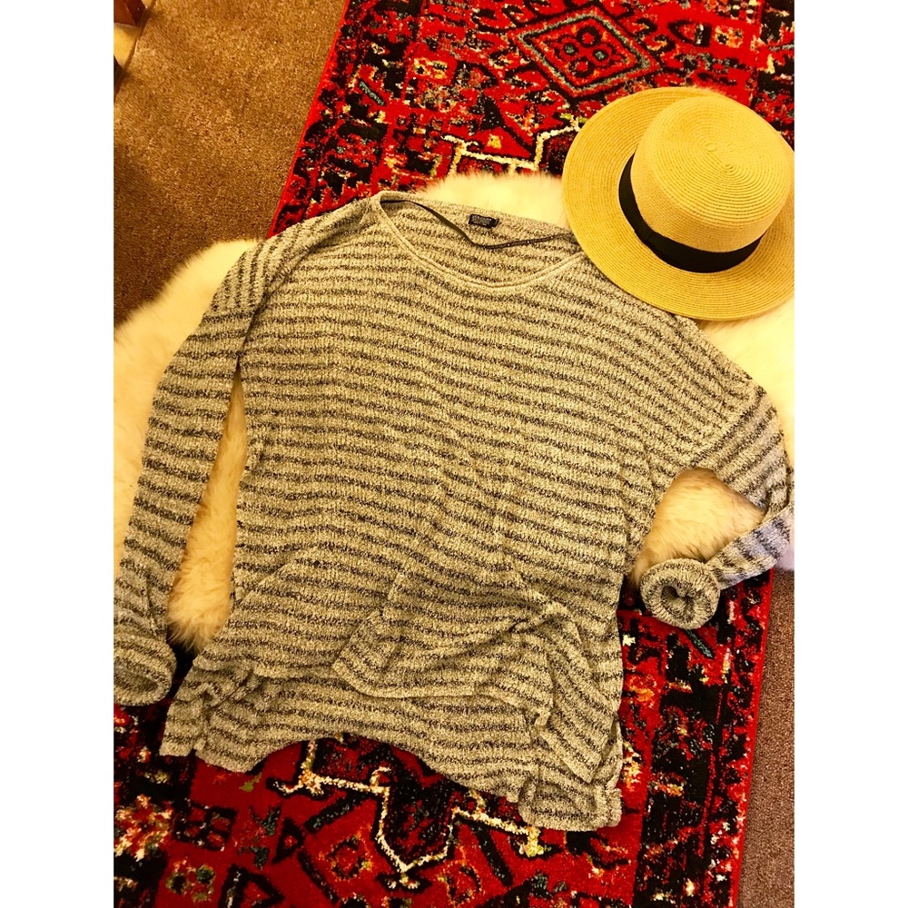 ✖️sold✖️Striped sweater